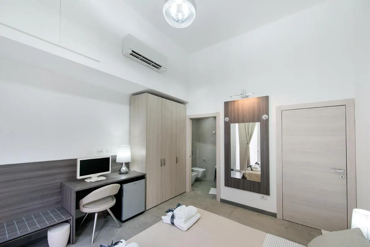 Byron Rooms La Spezia 0*,  Italie