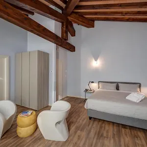 https://hotel-cortaccia-sanvitale.emilia-romagnahotels.net
